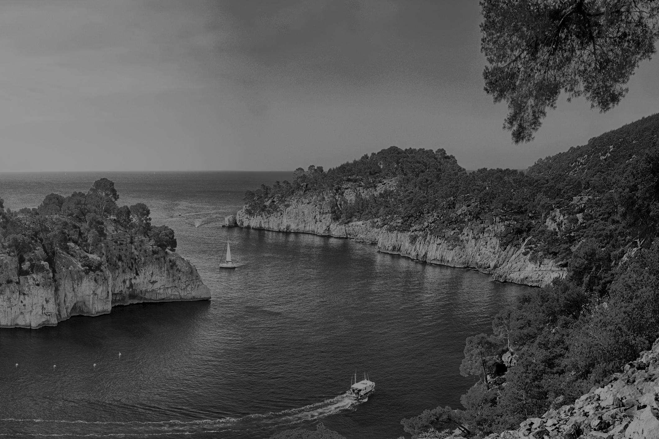 Broadfield Advises Artisan Travel on Acquisition of Travel Editions