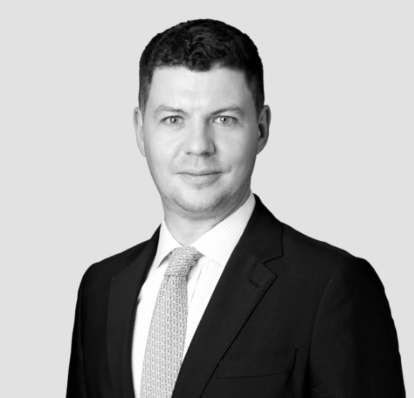 headshot for Fergus Saurin, Co-Head of Fraud & Investigations, Partner, Broadfield Asia